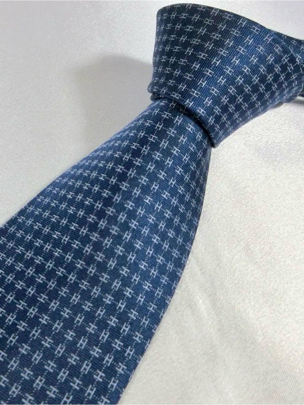 Hermès "Façonnée H" Bicolore tie, Navy Blue/Slate Blue